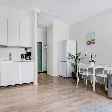 Wehost Bright And 1br For Four Travellers ヘルシンキ
